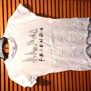 Short sleeve FRIENDS graphic tee